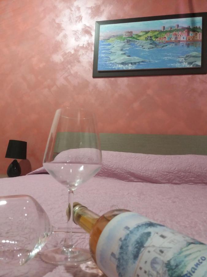 Su Casciu Bed and Breakfast Bosa Buitenkant foto