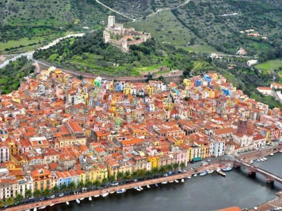 Su Casciu Bed and Breakfast Bosa Buitenkant foto